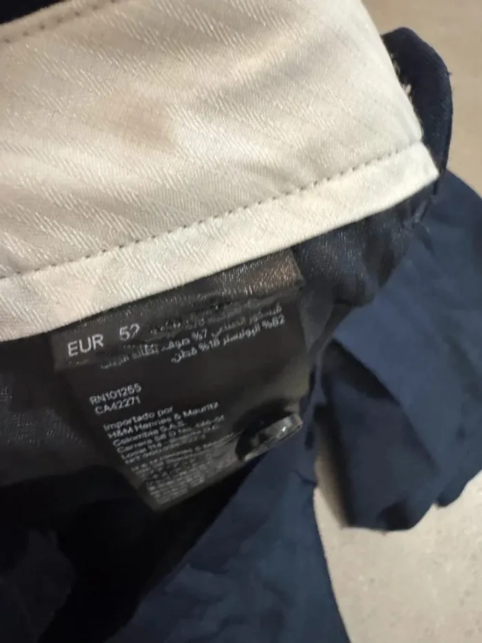 Pantalon de costume bleu marine H&M, très bon état, 45x94cm - photo numéro 3