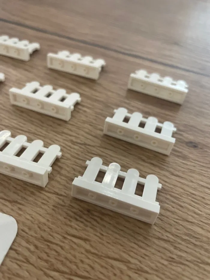 Lot de 10 barriere LEGO Fence 1x4x2 réf 4141607 - photo numéro 4