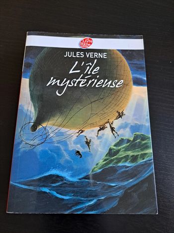 L'île mystérieuse