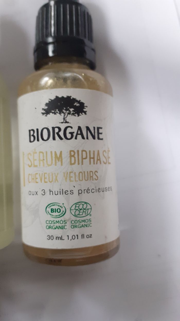 Serum pour cheveux  biorgane cheveux velours aux 3 huiles précieuses 30ml Serum nourrissant oméga 369 30ml - photo numéro 4