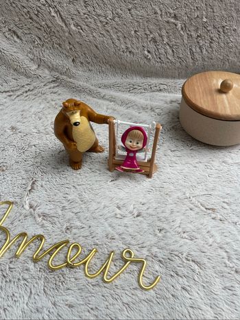 Lot de 2 figurines - Masha et Michka