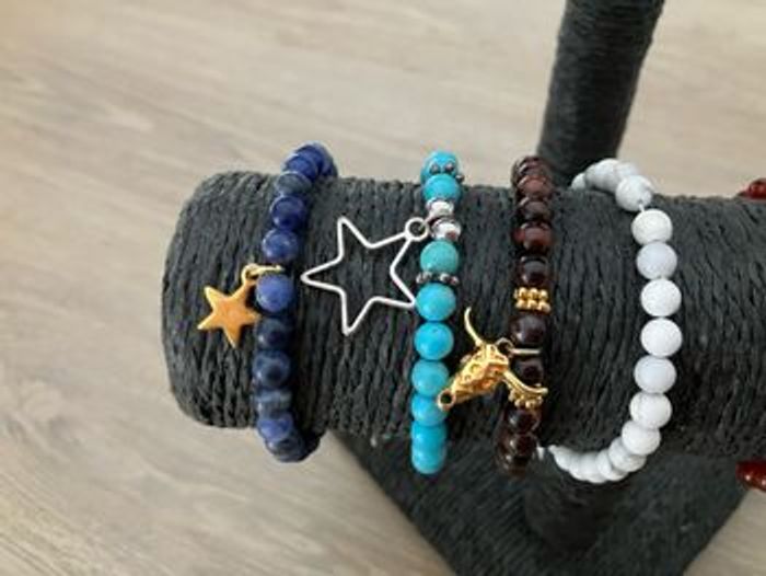 BRACELETS DIVERS COLORIS EN PIERRE NATURELLES - photo numéro 2