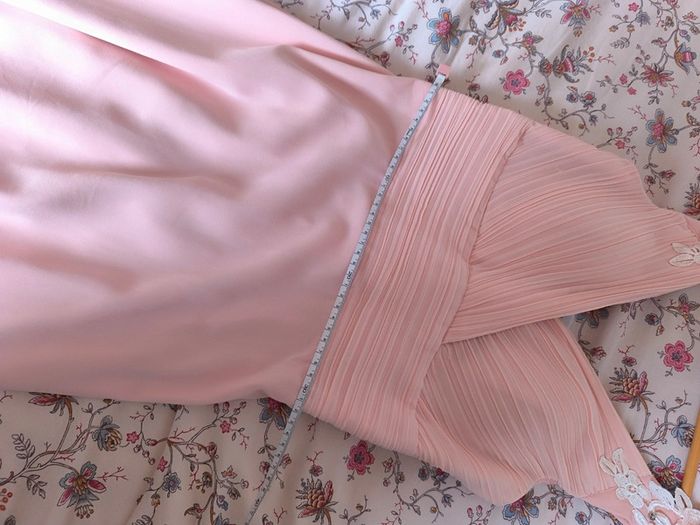 Très belle robe de cérémonie taille 38- 40 en très bon état - photo numéro 7