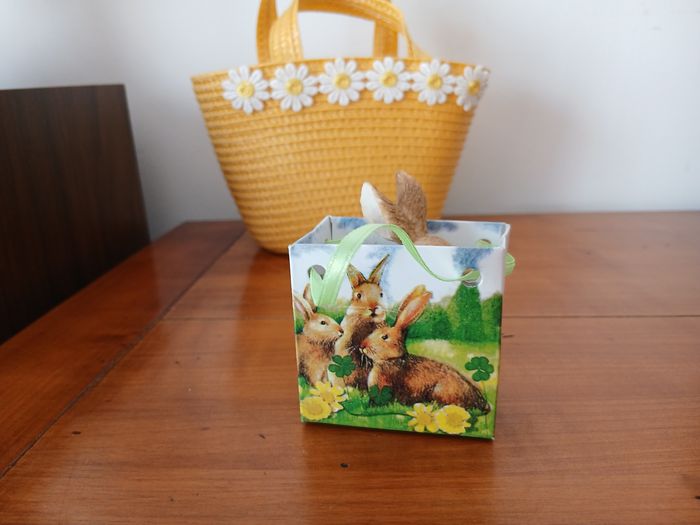Neuf: Figurine Petit Lapin *résine +Pochette cadeau - photo numéro 8
