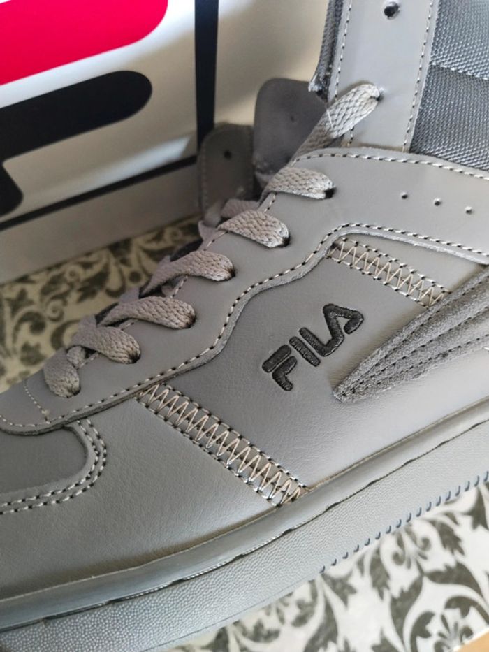 Magnifiques baskets montantes homme Fila pointure 42 - photo numéro 7