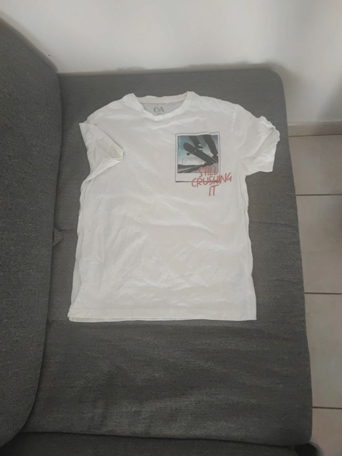 Tee shirt skate