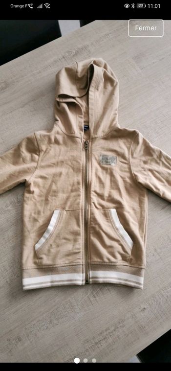 Gilet à capuche 6 ans