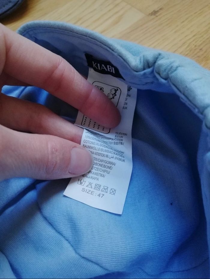 Casquette bleu - photo numéro 3