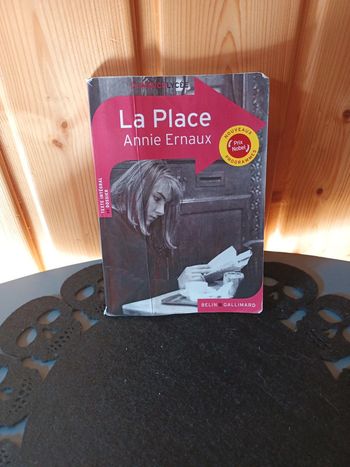 Livre La Place de Annie Ernaux