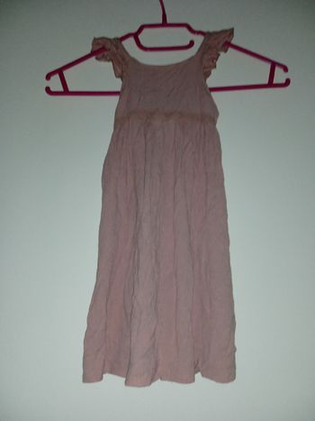 Robe Kiabi taille 4 ans