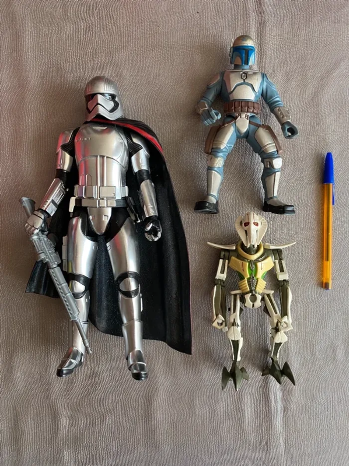 Lot Grandes figurines Star Wars - Capitaine Phasma Jango Fett Général Grievous - Disney - photo numéro 2