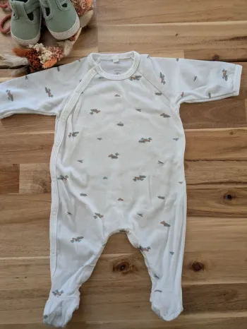 Pyjamas fin 1 mois Petit Bateau