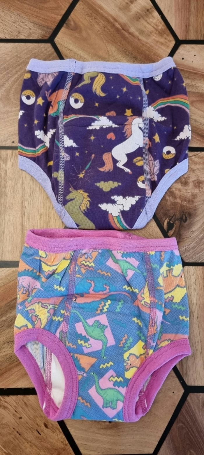 Lot de 2 culottes d'appprentissage 2-3 ans neuf