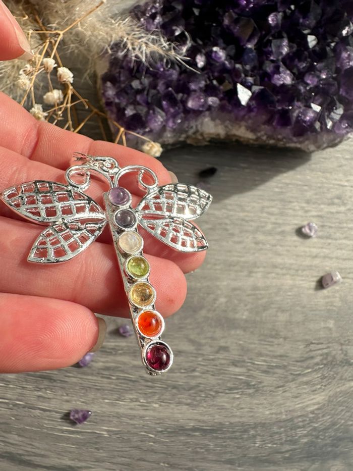 Pendentif libellule en acier et chakras (pierres) - photo numéro 7