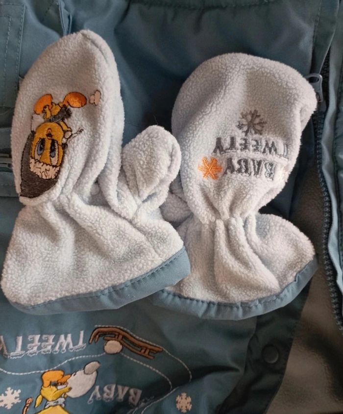 Manteau et gants Looney Tunes taille 6 mois en très bon état - photo numéro 6
