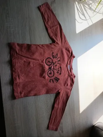 Tee-shirt manche longue tape à l'œil taille 24 mois