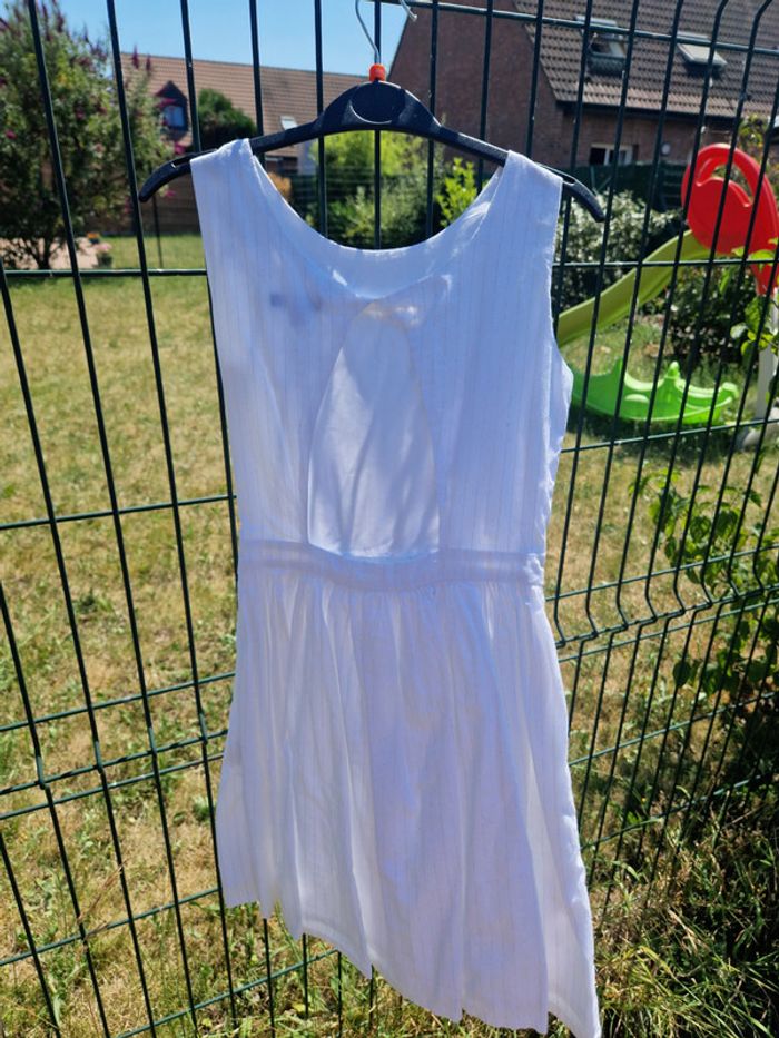 Robe blanche dos-nu Okaïdi 10 ans