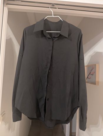 Chemise noire pour femme en taille M aspect satiné