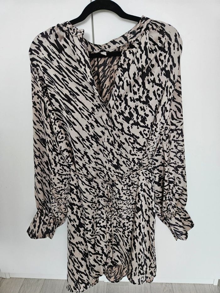 Robe courte - photo numéro 3