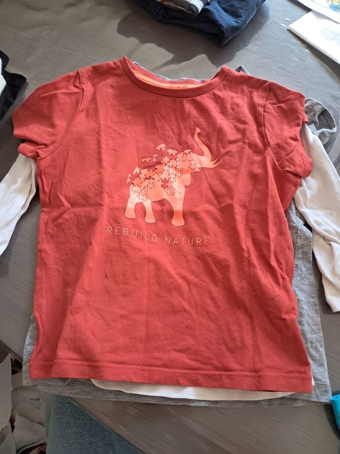 Lot 4 Tee-shirts - photo numéro 4