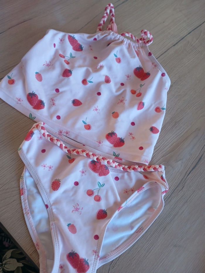 Maillot de bain 2 pièces 6 ans