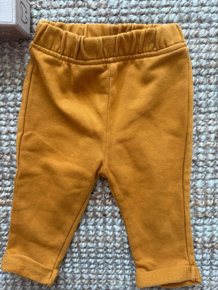 Pantalon Kiabi 6mois / 68cm - photo numéro 2