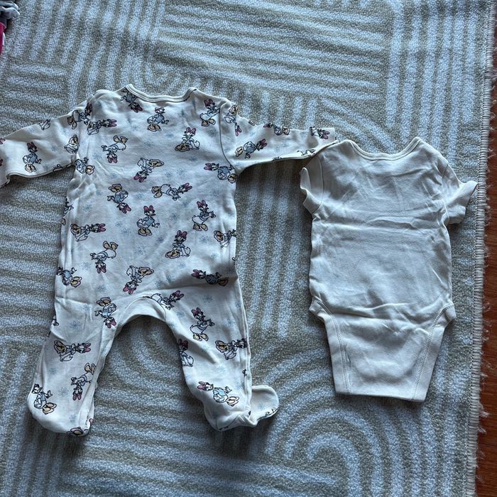 Pyjama + body 6 mois - photo numéro 2