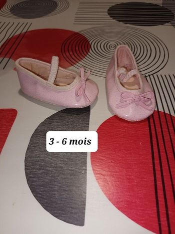 Ballerines roses à paillettes 🚼 taille 3 - 6 mois