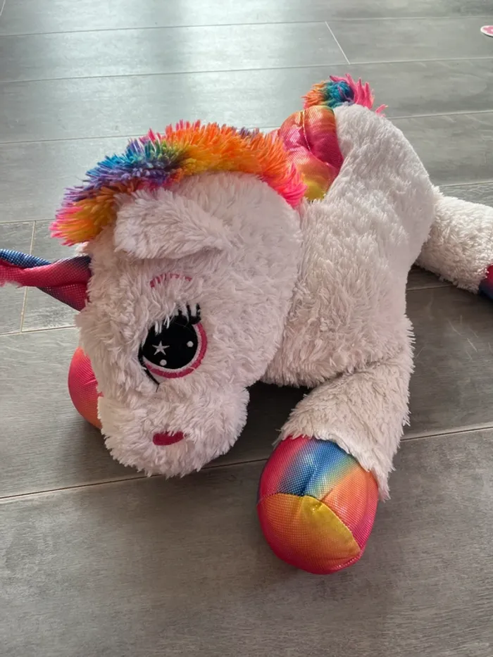 Peluche licorne arc en ciel - photo numéro 6