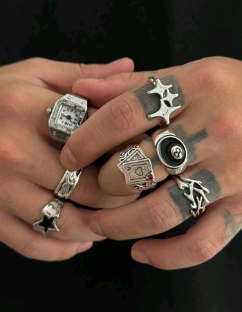 Lot de 7 bagues argentées Y2K 