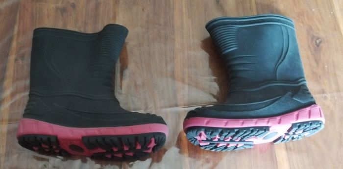 Bottes en caoutchouc taille 26-27 - photo numéro 5