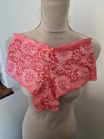 Shorty dentelle rose taille L