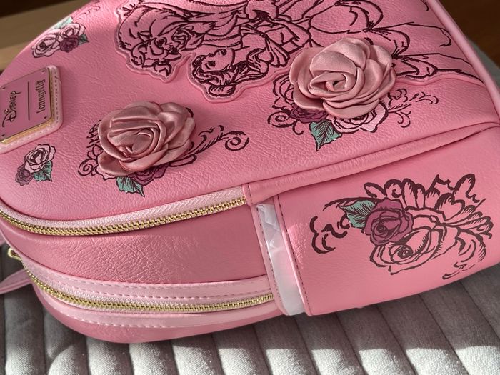 Beauty and the Beast Pink Roses - Loungefly USA - photo numéro 4