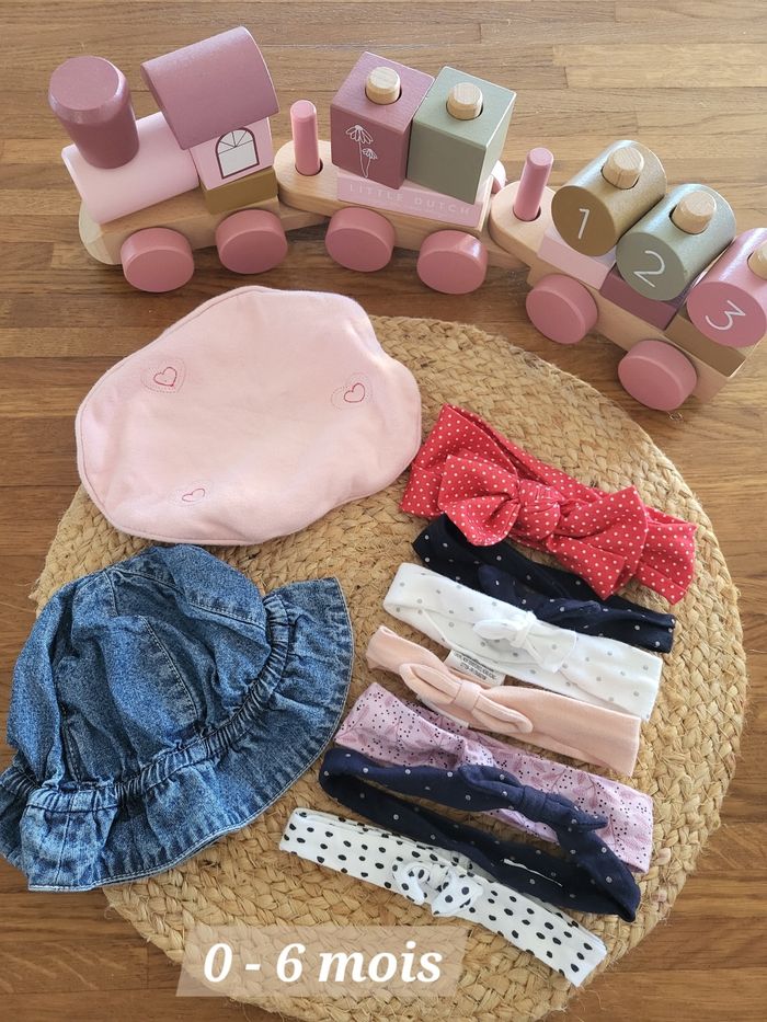 🍒Lot de bandeaux et chapeaux bébé fille 0 - 6 mois de plusieurs marques