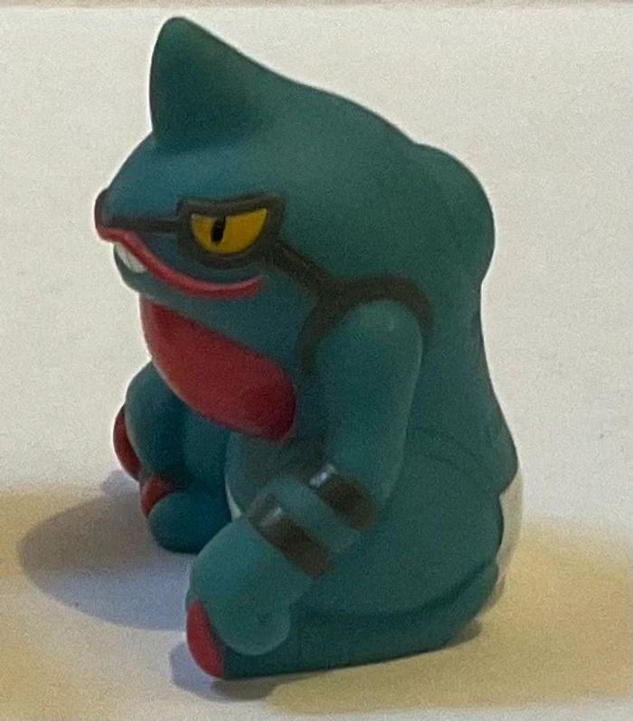 Figurine Pokemon coatox vintage - photo numéro 2
