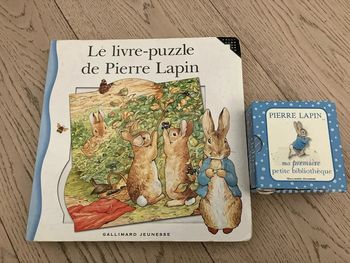 Lot de deux livres Pierre Lapin : livre puzzle et ma 1iere petite bibliothèque