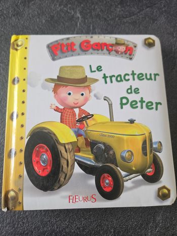 Livre ptit garçon le tracteur de peter