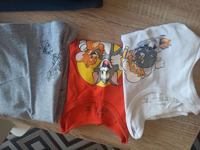 Lot vêtements garçon 5ans - photo numéro 2