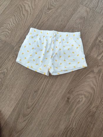 Short 4 ans