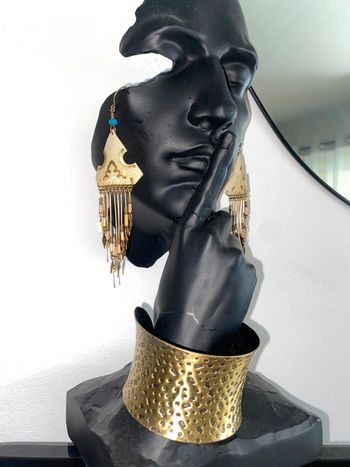 Bijoux couleur bronze