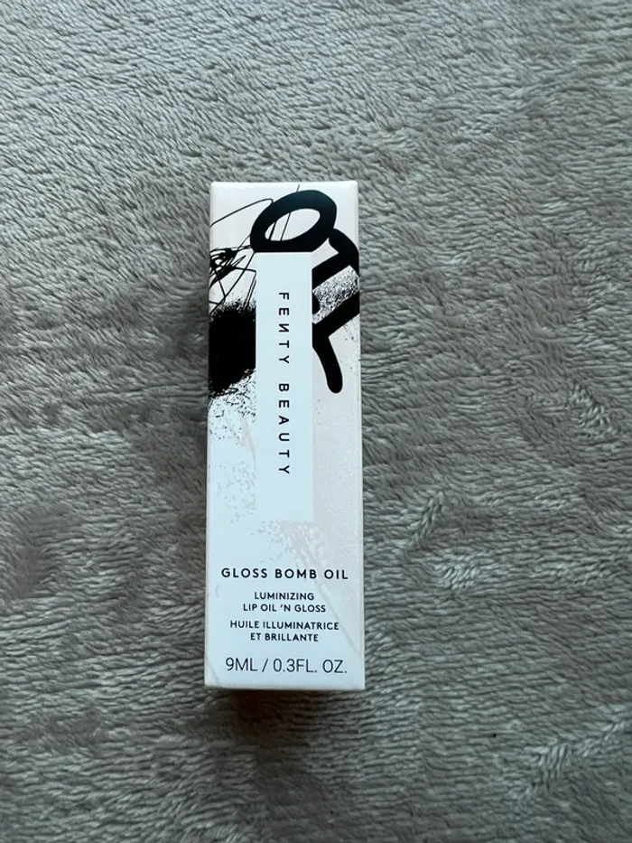 Gloss Bomb Oil Fenty Beauty • Rose Amber numéro 3 - photo numéro 4