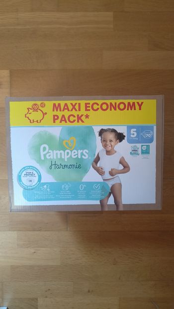 1 maxi economy pack Pampers harmonie taille 5