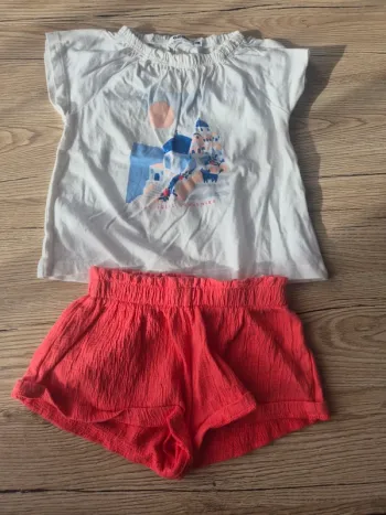 Tenue tshirt et short