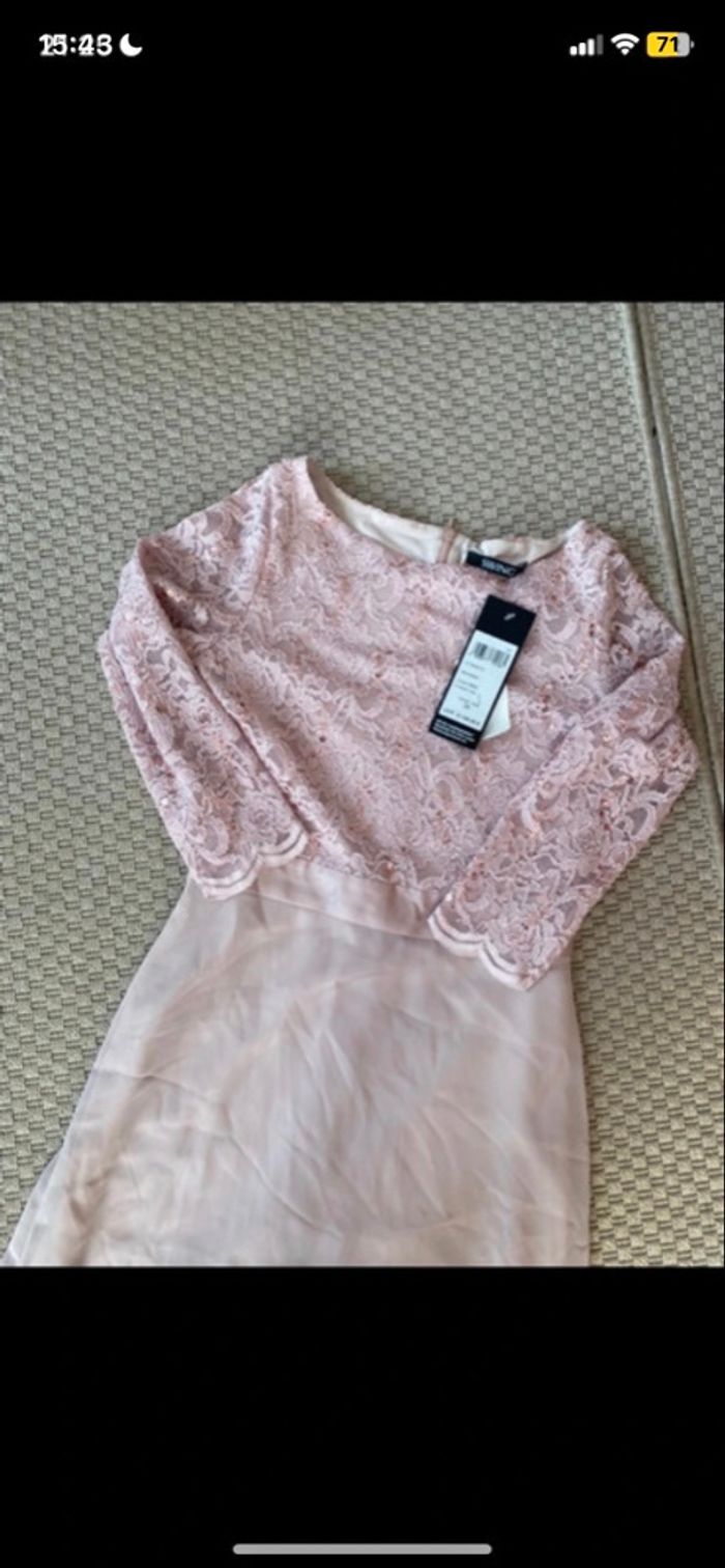 Robe de soirée rose neuve