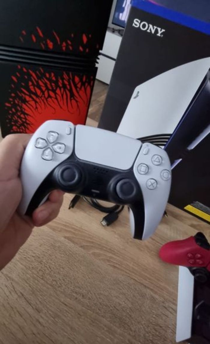 PlayStation 5 pro - photo numéro 3