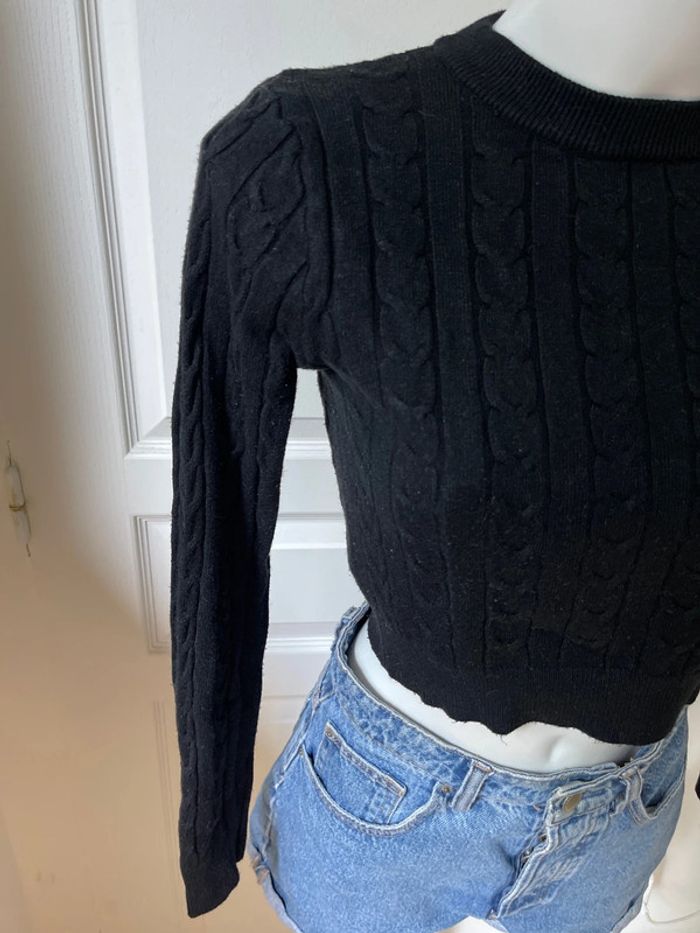 Pull noir - photo numéro 4