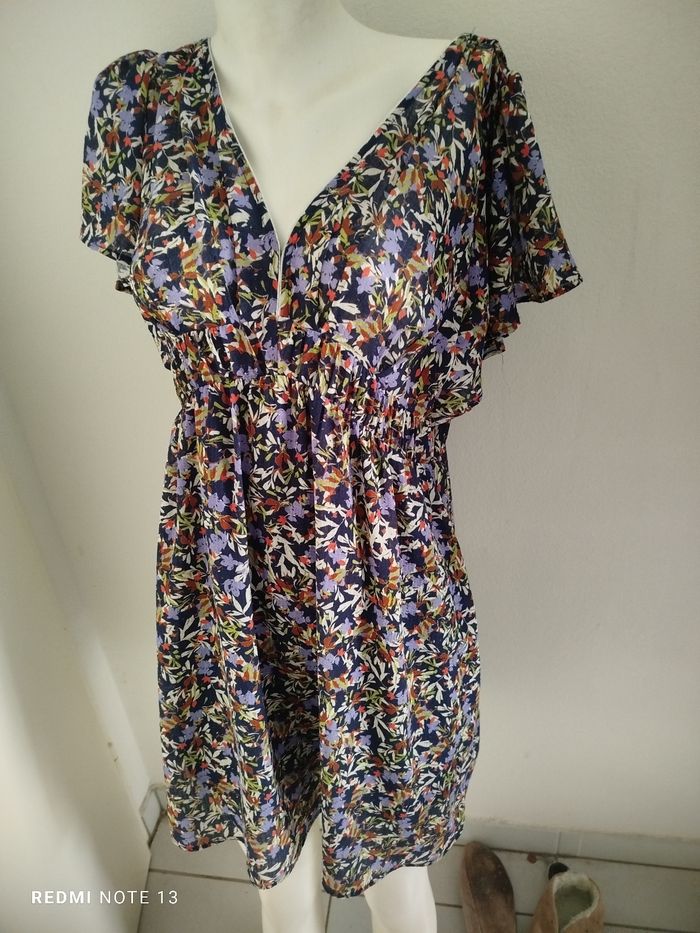 #kytie36femme. Robe manches courtes taille 36