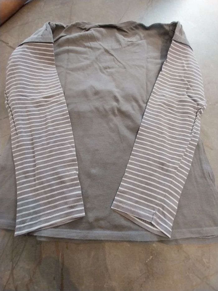 T-shirt manches longues 10 ans - photo numéro 2