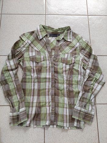 Chemise à carreaux