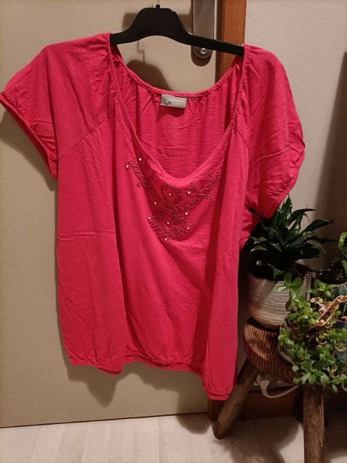 Tshirt uni rose avec perles